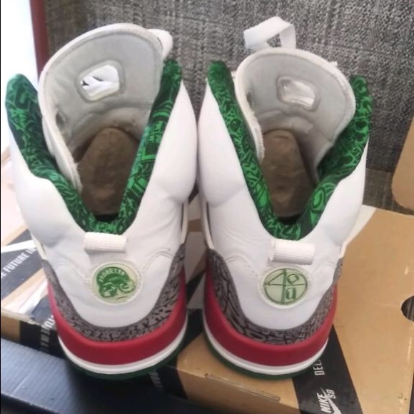 Nike Air Jordan Spizike OG 2014 green red 10.5 BRAND NEW Air Jordan Spizike  main image 3